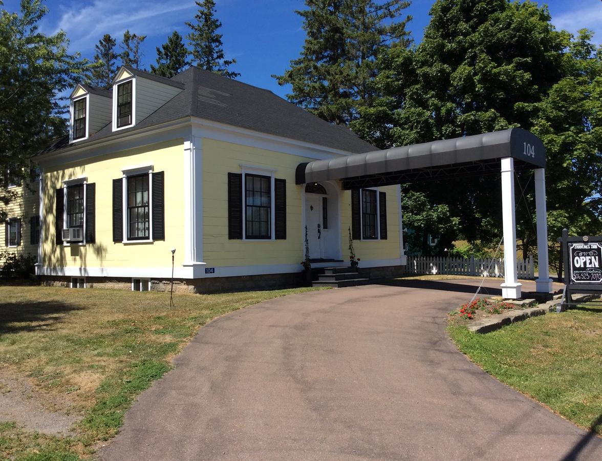 Jardine'S Inn Rexton Exterior photo
